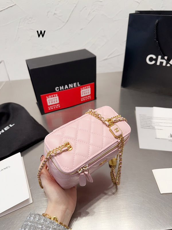 Women Designer Bags - Chanel Bags - 7047