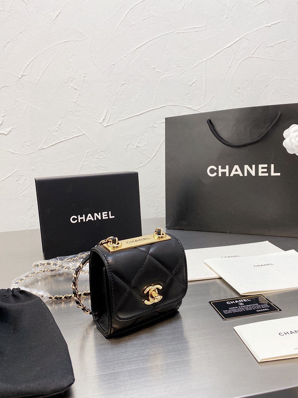 Women Designer Bags - Chanel Bags - 7093