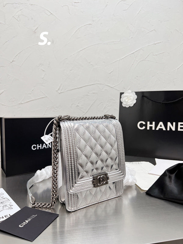 Women Designer Bags - Chanel Bags - 7210