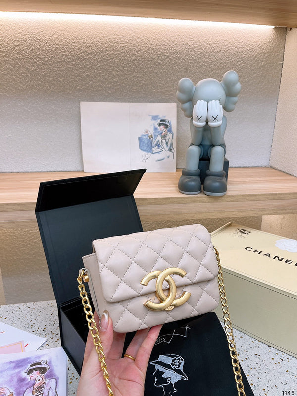 Women Designer Bags - Chanel Bags - 7034