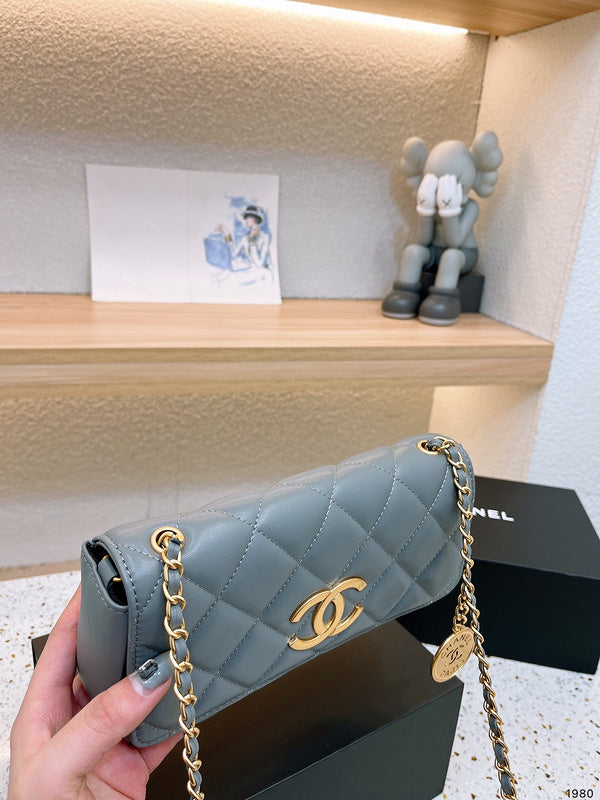 Women Designer Bags - Chanel Bags - 7163