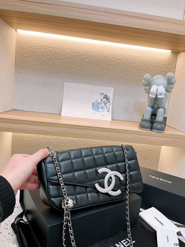 Women Designer Bags - Chanel Bags - 7206