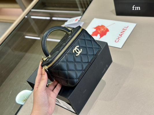 Women Designer Bags - Chanel Bags - 6908