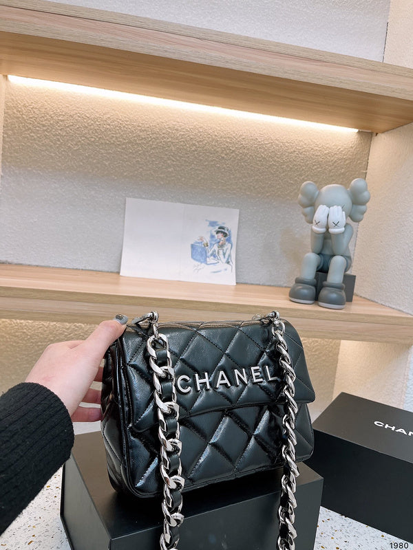 Women Designer Bags - Chanel Bags - 7168