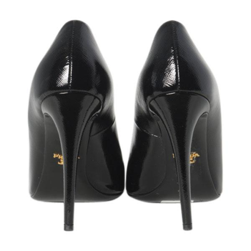 Prada Saffiano Pumps