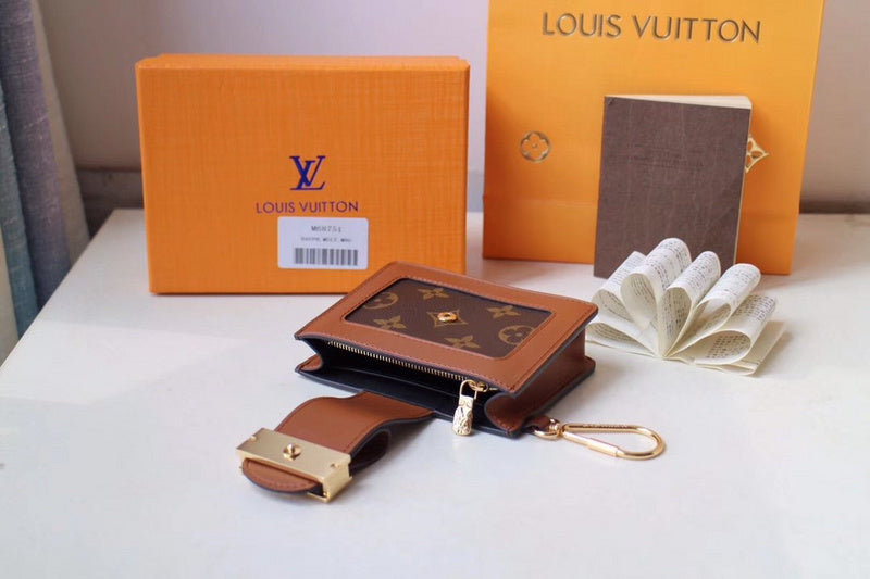 Louis Vuitton - Bagsattire - 2005