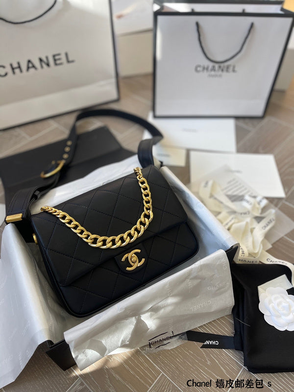 Women Designer Bags - Chanel Bags - 7124