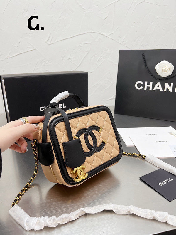 Women Designer Bags - Chanel Bags - 7015