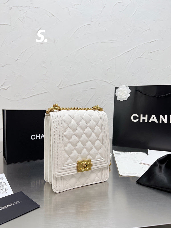 Women Designer Bags - Chanel Bags - 7210