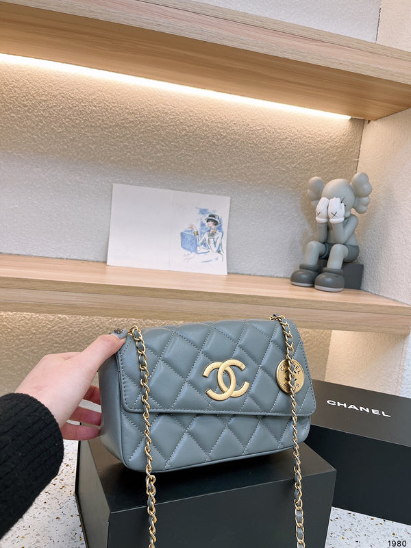 Women Designer Bags - Chanel Bags - 7166