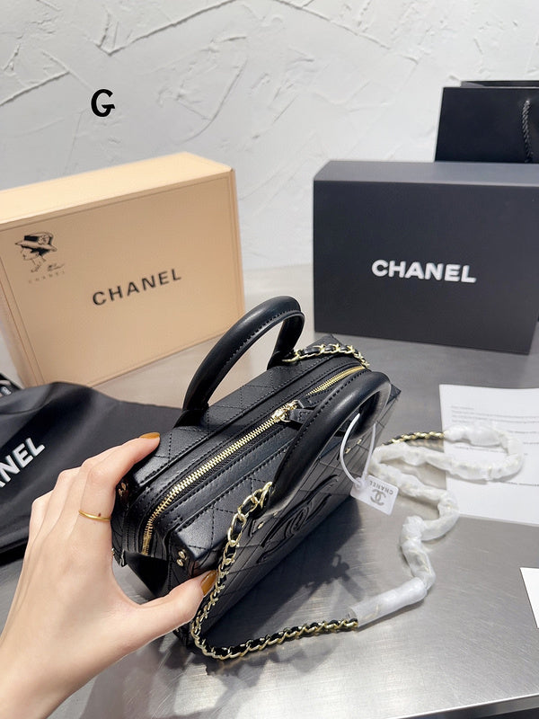 Women Designer Bags - Chanel Bags - 7111