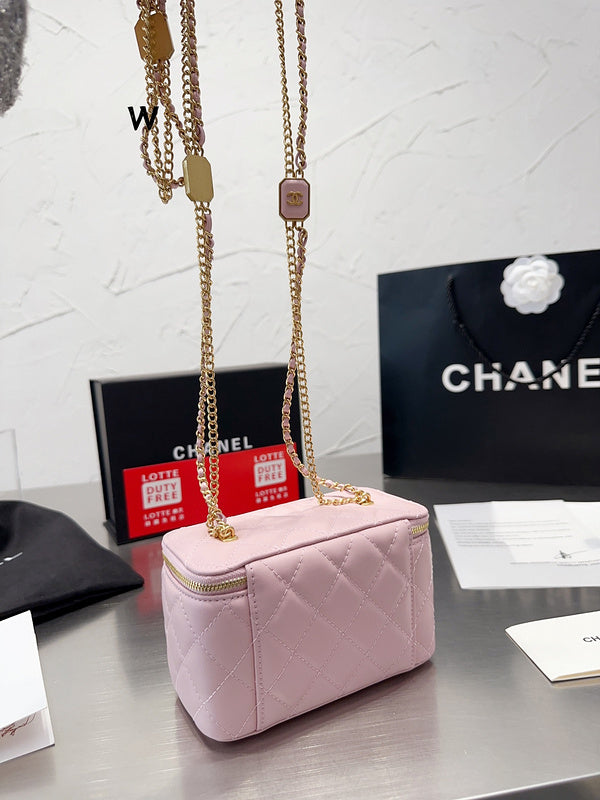 Women Designer Bags - Chanel Bags - 7047