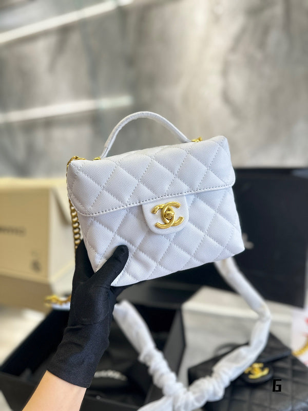 Women Designer Bags - Chanel Bags - 7112