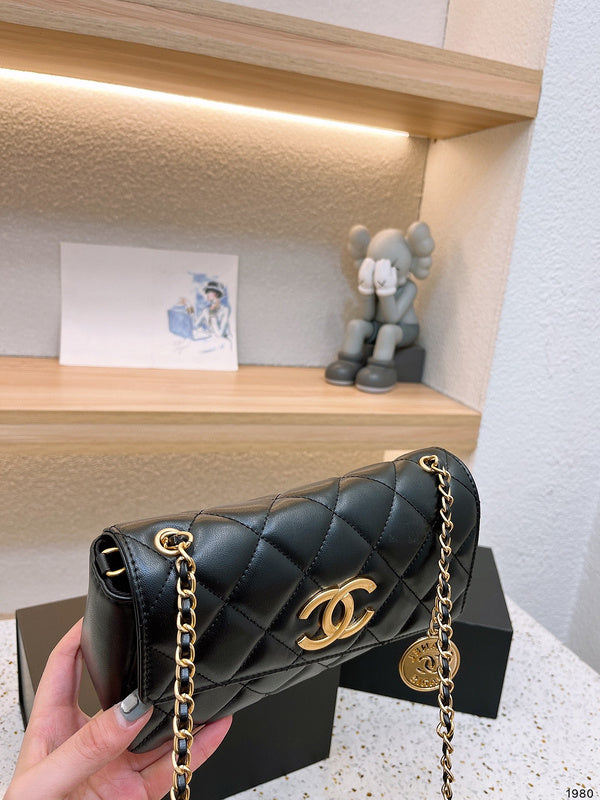 Women Designer Bags - Chanel Bags - 7165