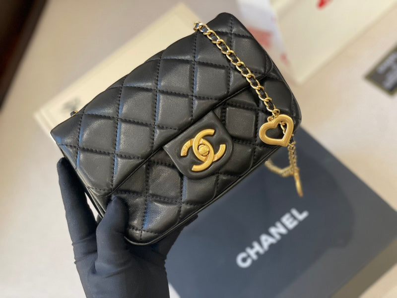 Women Designer Bags - Chanel Bags - 7184