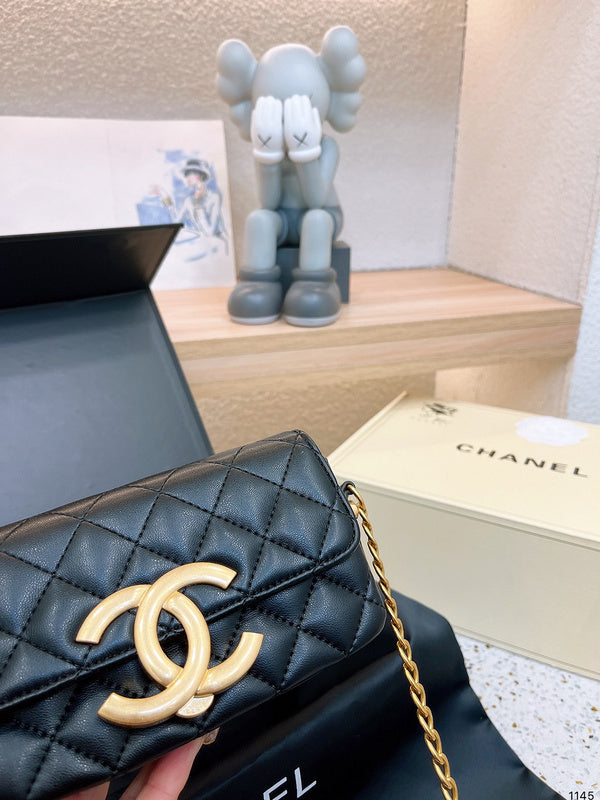 Women Designer Bags - Chanel Bags - 7000