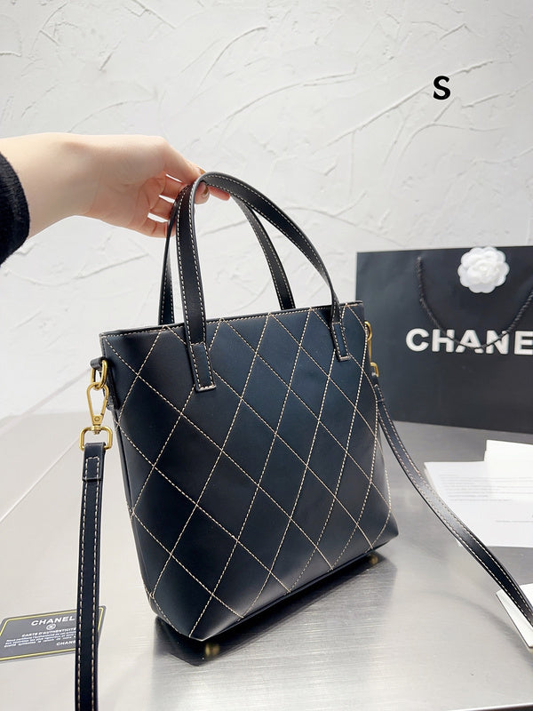 Women Designer Bags - Chanel Bags - 7273