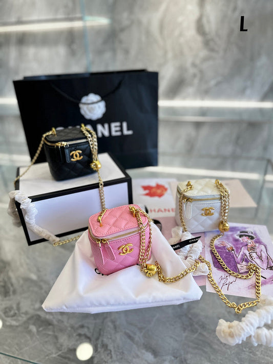 Women Designer Bags - Chanel Bags - 7033