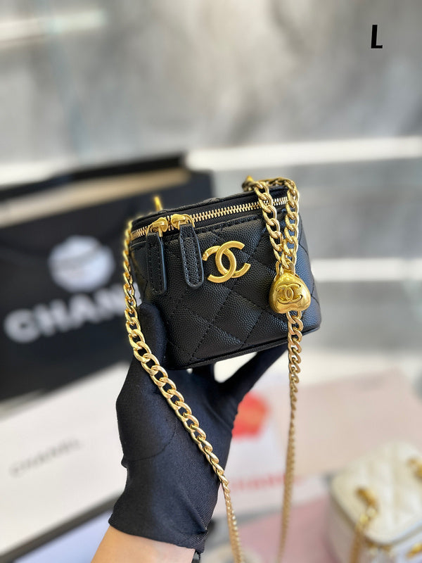 Women Designer Bags - Chanel Bags - 7033