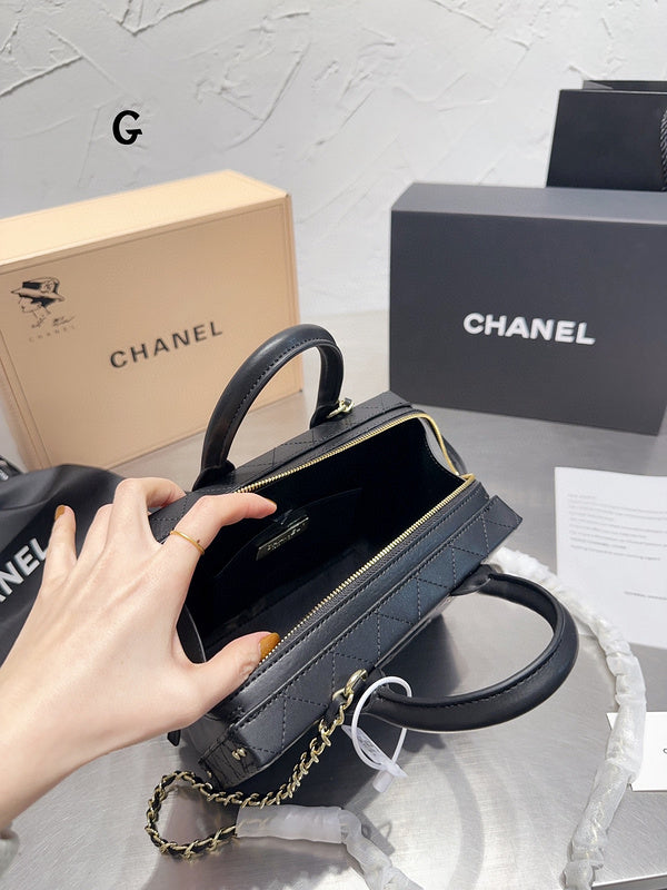 Women Designer Bags - Chanel Bags - 7111