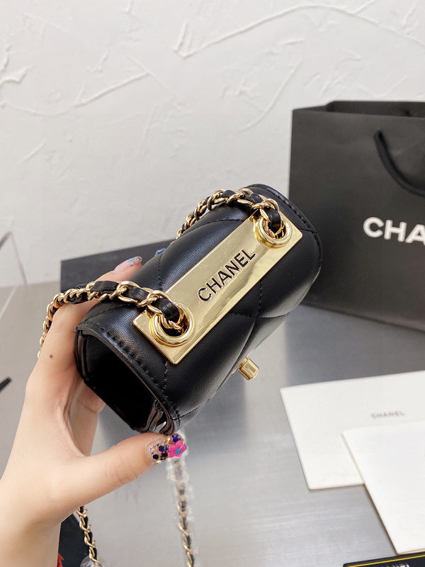 Women Designer Bags - Chanel Bags - 7093