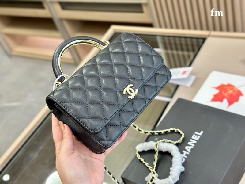 Women Designer Bags - Chanel Bags - 6906