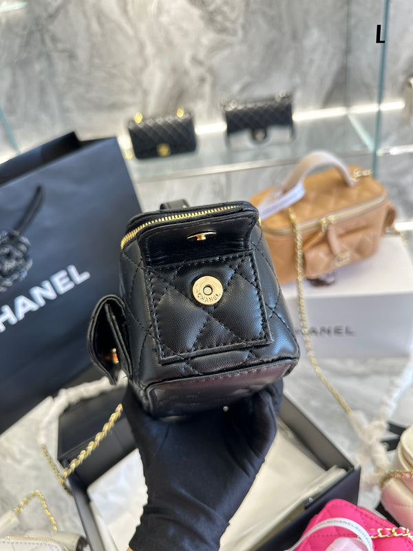 Women Designer Bags - Chanel Bags - 7104