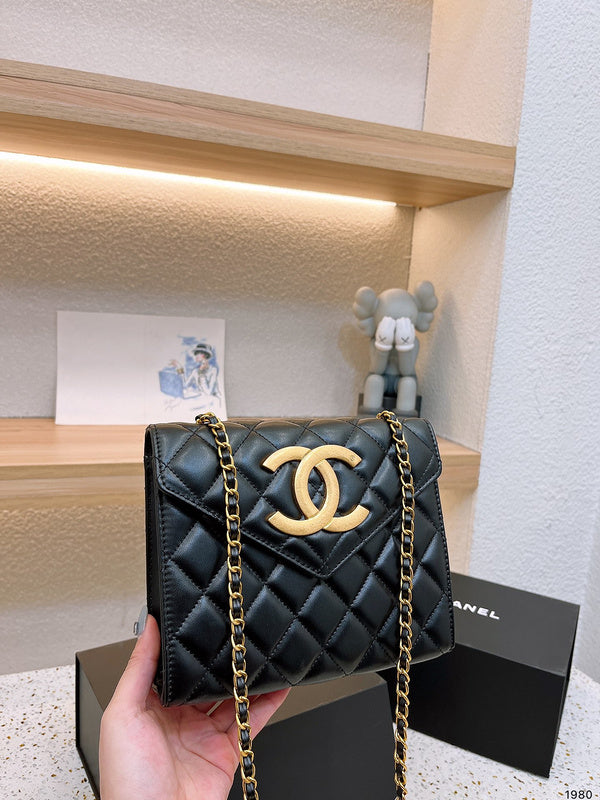 Women Designer Bags - Chanel Bags - 7170