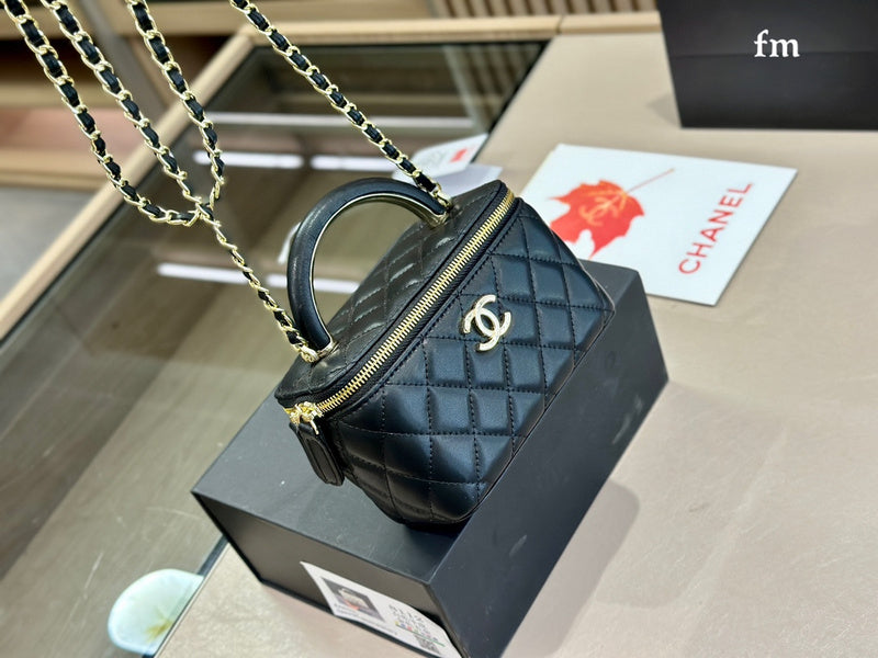 Women Designer Bags - Chanel Bags - 6909