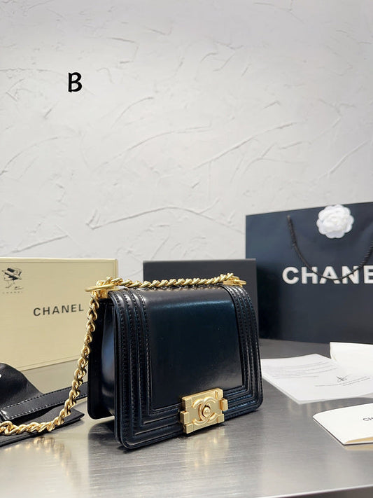 Women Designer Bags - Chanel Bags - 7074